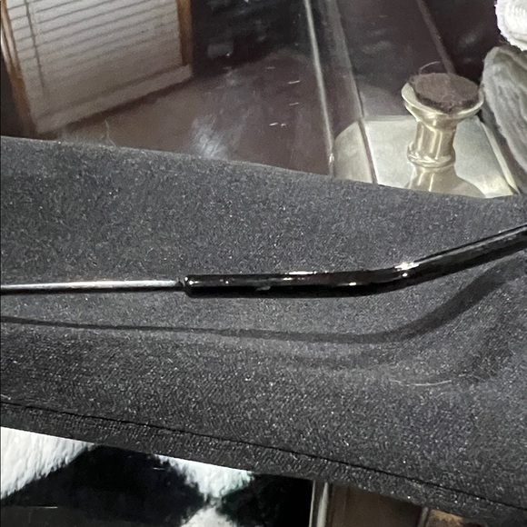 Quay Dark Aviator Sunglasses - Picture 4 of 8